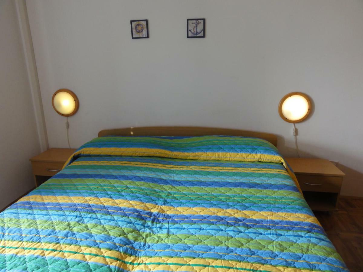 Nice And Cozy Apartment Ferry In 梅杜林 外观 照片