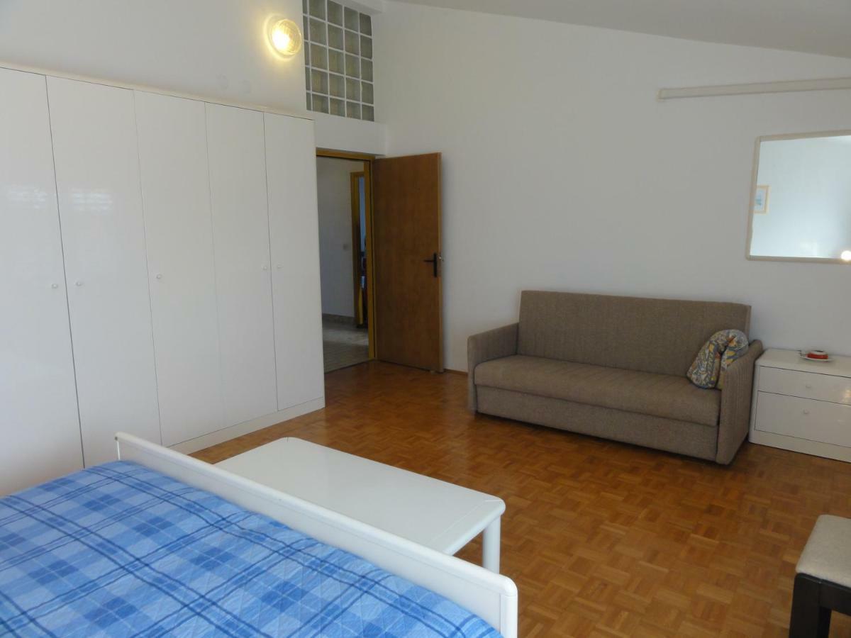 Nice And Cozy Apartment Ferry In 梅杜林 外观 照片