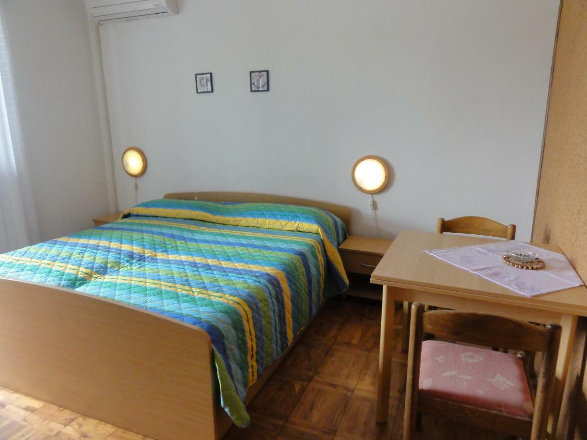 Nice And Cozy Apartment Ferry In 梅杜林 外观 照片
